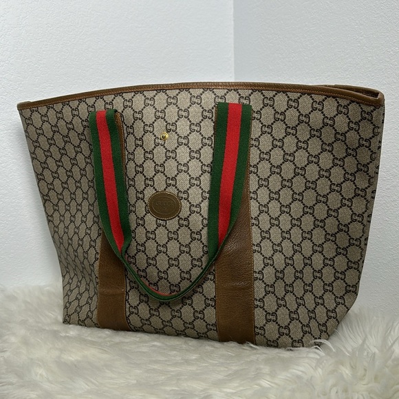 💯 Authentic Gucci Plus Vintage Monogram Tote with Cherryline 🍀 - Picture 12 of 15